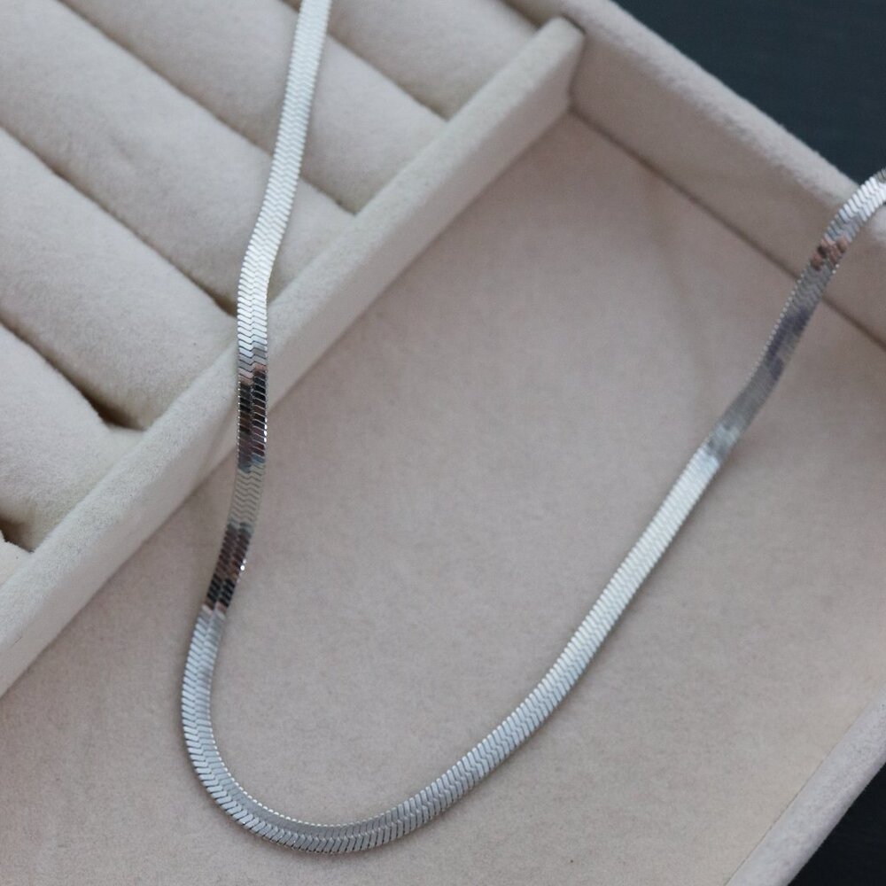 24inches Herringbone Chain Necklace Silver Stainless Steel